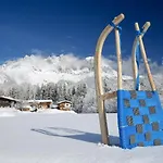 Straif